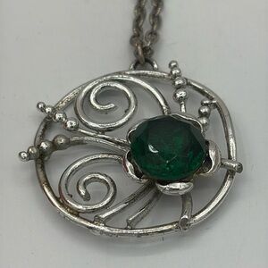 Vintage Silvertone Necklacee with Faceted Green Glass Stone